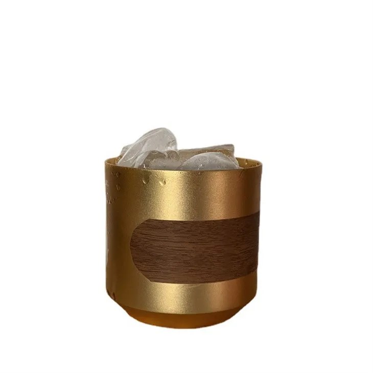 Kreatívny viacfarebný hliníkový pohár