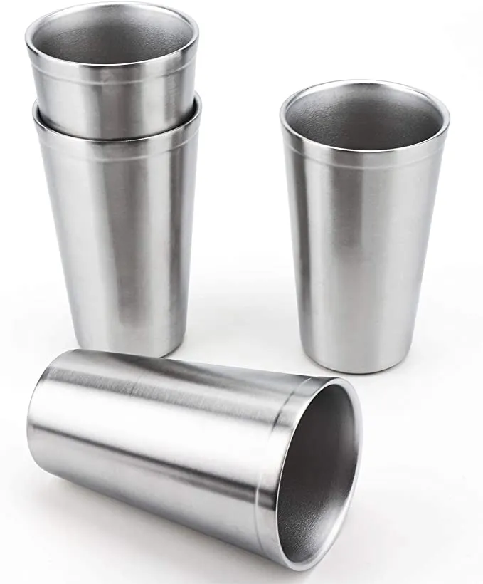 Vintage poháre z nehrdzavejúcej ocele